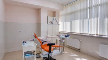 Стоматологическая клиника WELL CLINIC на проспекте Космонавтов изображение 19