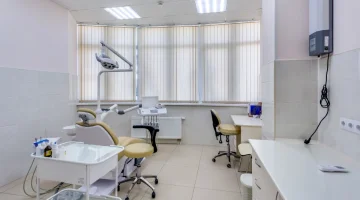 Стоматологическая клиника WELL CLINIC на проспекте Космонавтов изображение 4